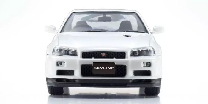 Kyosho 1:43 Nissan Skyline R34 GT-R V-Spec II White Pearl