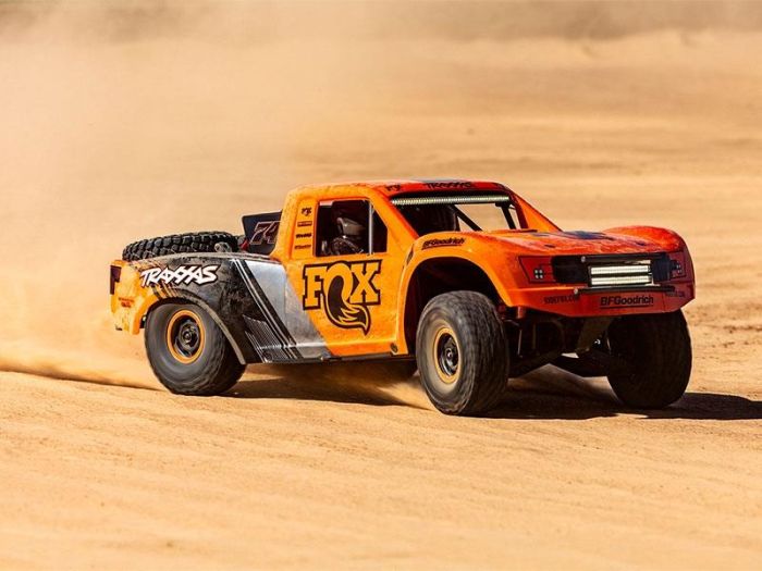 Traxxas UDR Unlimited Desert Racer Pro-Scale 4WD RTR Short Course Truck - Fox Racing