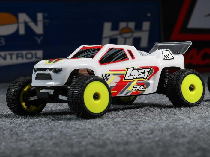 Losi 1/28 Micro-T 2WD Stadium Truck RTR White